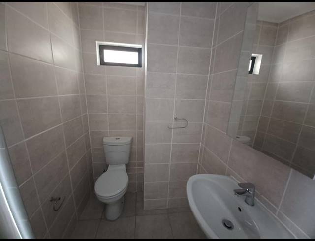 1 BEDROOM PROPERTY TO RENT IN GREENBAY ECO ESTATE